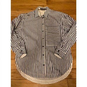 women's black/white striped long sleeve